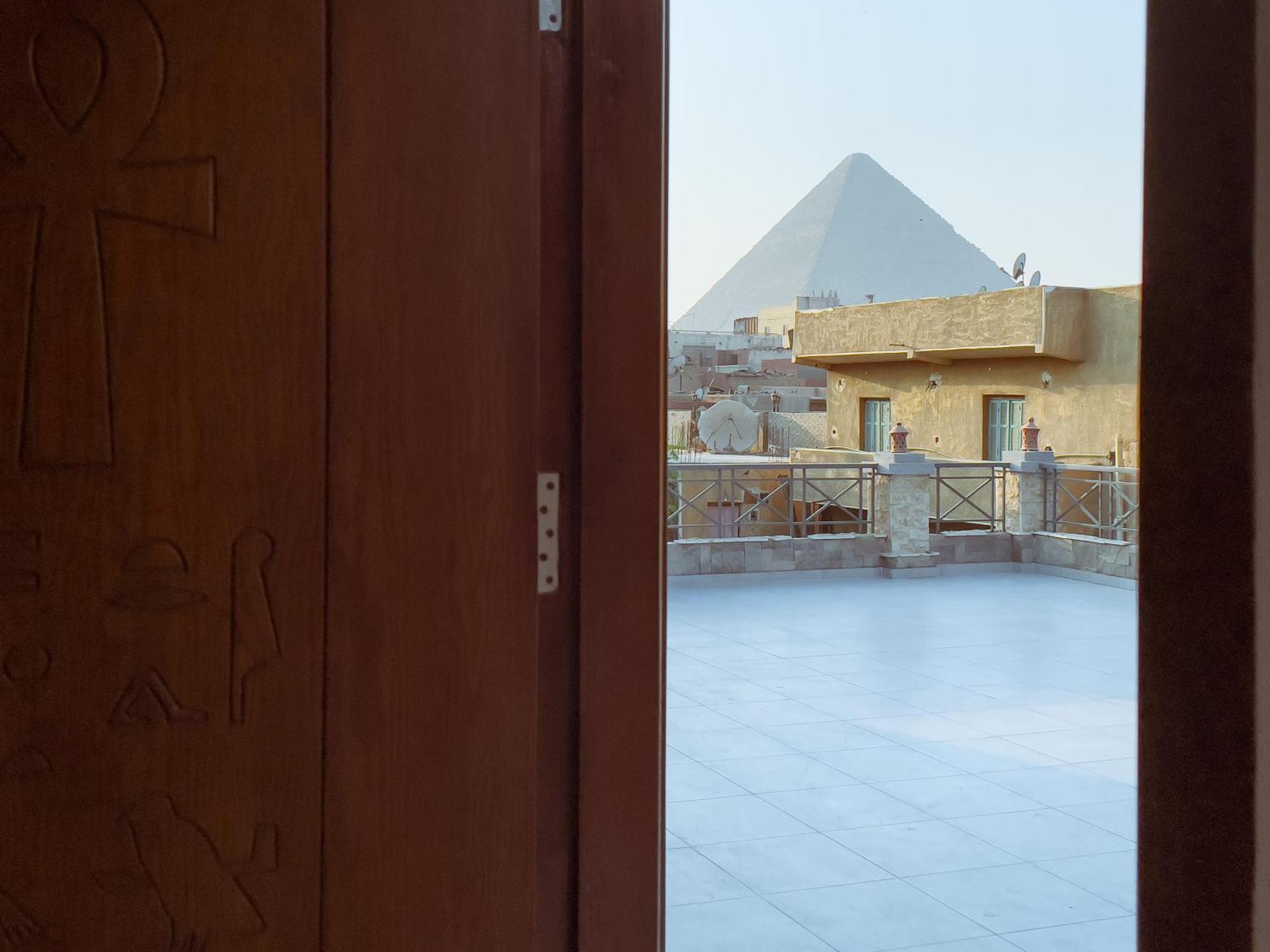 King Khufu Pyramids View Hotel Kafret el-Gabal Quarto foto