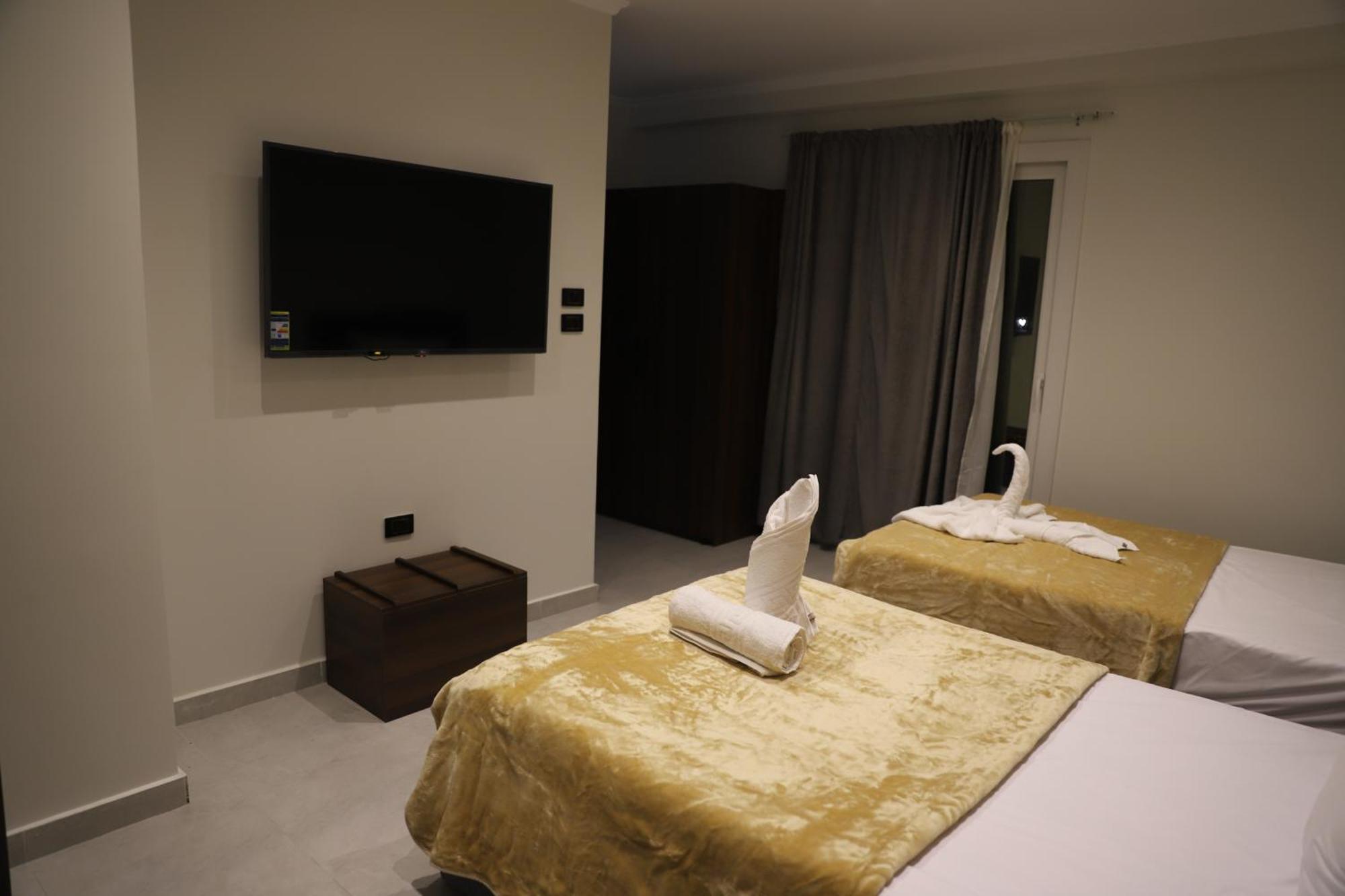 King Khufu Pyramids View Hotel Kafret el-Gabal Quarto foto