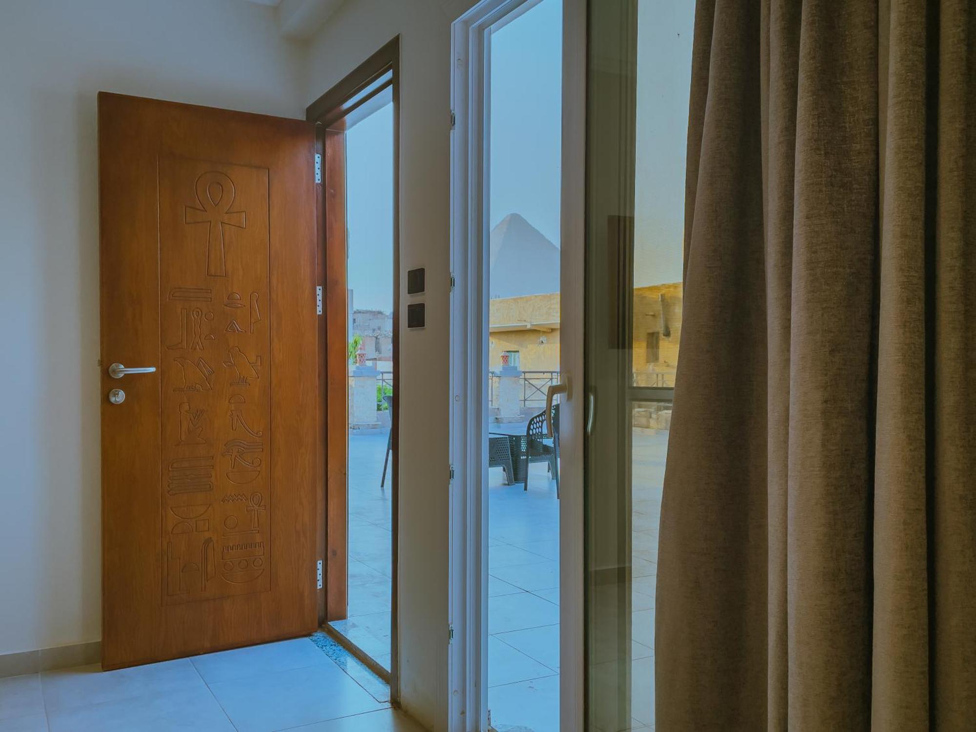 King Khufu Pyramids View Hotel Kafret el-Gabal Quarto foto