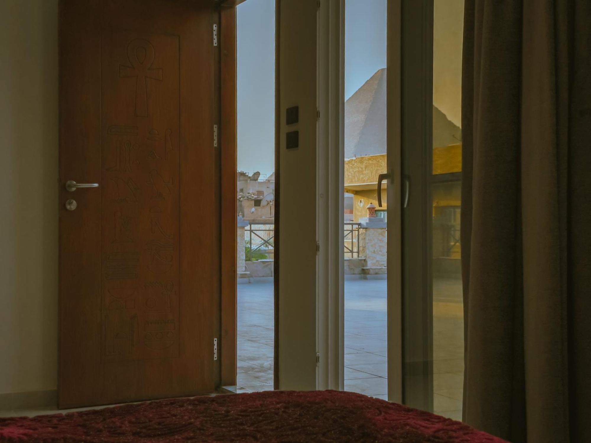King Khufu Pyramids View Hotel Kafret el-Gabal Quarto foto